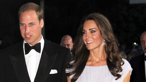 Illustration for article titled Docs Suspect Megan Fox Faked The No-Botox Pix